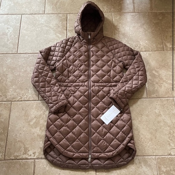 Athleta Whisper Featherless Parka - Picture 2 of 6